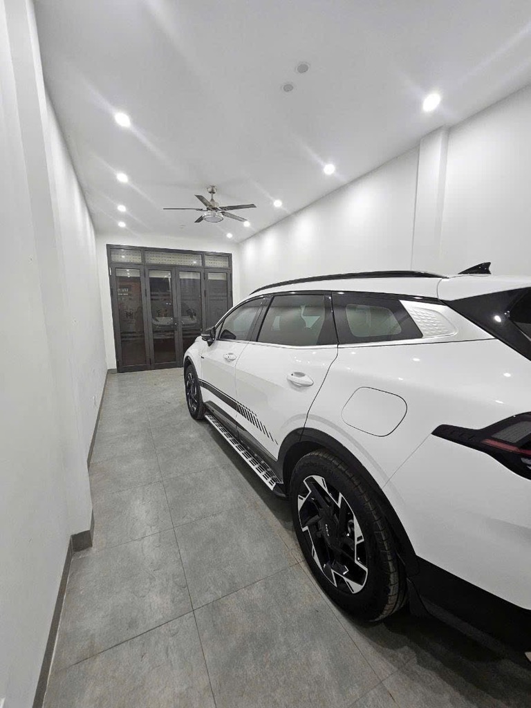 Bán nhà Hồ Đền Lừ 6 tầng thang máy khu phân lô đẳng cấp vỉa hè ô tô tránh 50m2 giá 19 tỷ