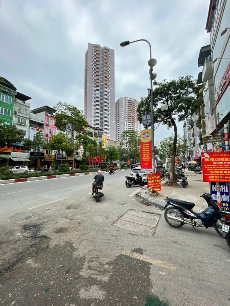 Ô CHỢ DỪA-KHỦNG VỀ DT 52M, CHỈ QUANH 7 TỶ-NỞ HẬU-Ô TÔ GẦN NHÀ-VIEW THOÁNG-FULL NỘI THẤT