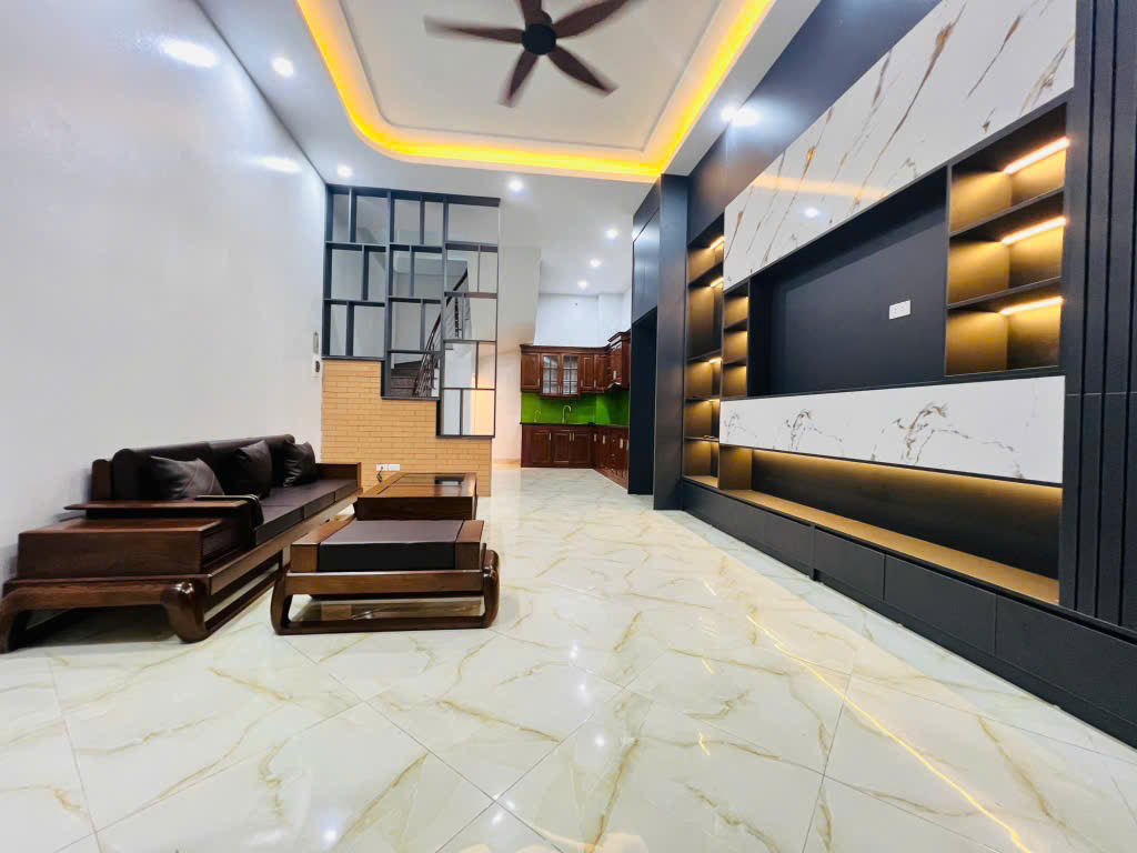 Bán nhà Xuân Đỉnh, dân xây – 45m² x 4 tầng – Giá 8.55 tỷ – Sát ô tô, full nội thất