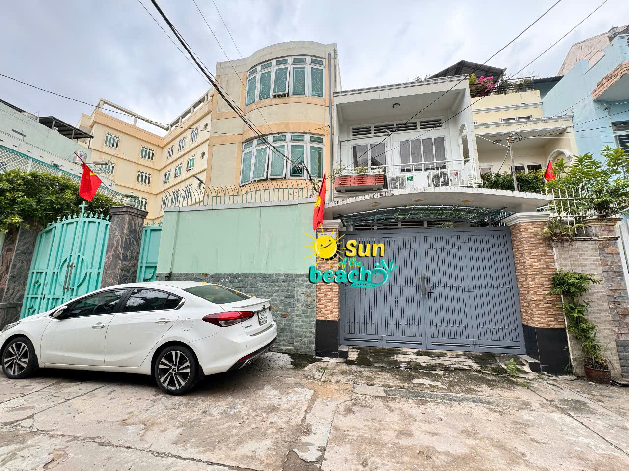DUY NHẤT NHÀ BÁN NGAY KHU BIỆT THỰ Đ. CÁCH MẠNG THÁNG 8, QUẬN 3 - CHỈ 16,5T - 83M2 - CHÍNH CHỦ 1 ĐỜI*LH GIANG GIANG: 0938676685