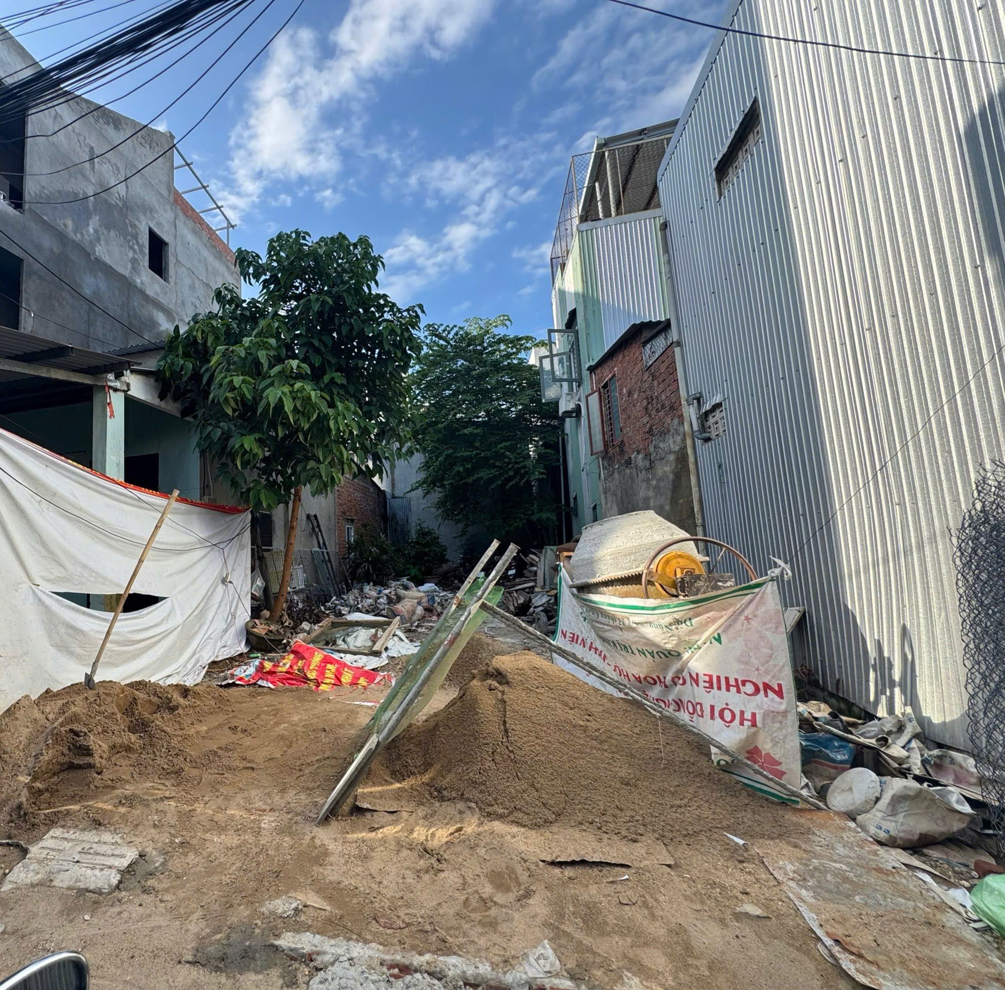 HIẾM! LÔ ĐẤT SƠN TRÀ - VÀI TRĂM MÉT RA BIỂN - 92M2 NGANG 5.4M CHỈ 5.2 TỶ