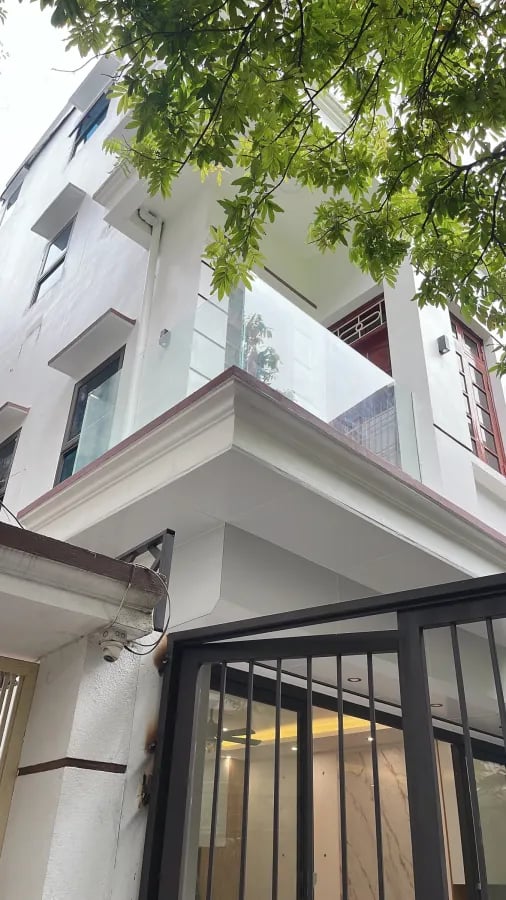 Bán Nhà Đống Đa Vũ Ngọc Phan,62m2 MT 5m,Gía 8,9 Tỷ,Có Bãi Gửi Ô Tô