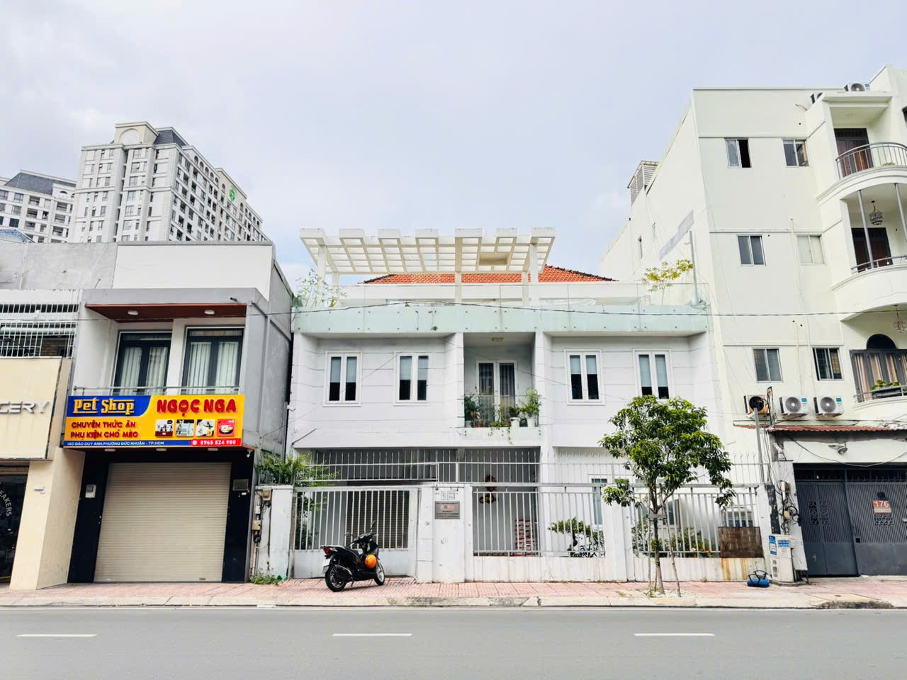 QUẬN PHÚ NHUẬN: CHÍNH CHỦ 0938676685 BÁN NHÀ 3 TẦNG MẶT TIỀN ĐÀO DUY ANH, P.ĐỨC NHUẬN - NGANG LỚN 12,4M*15,5M- ĐANG CHO CTY VP THUÊ SẴN DÒNG TIỀN ĐỀU