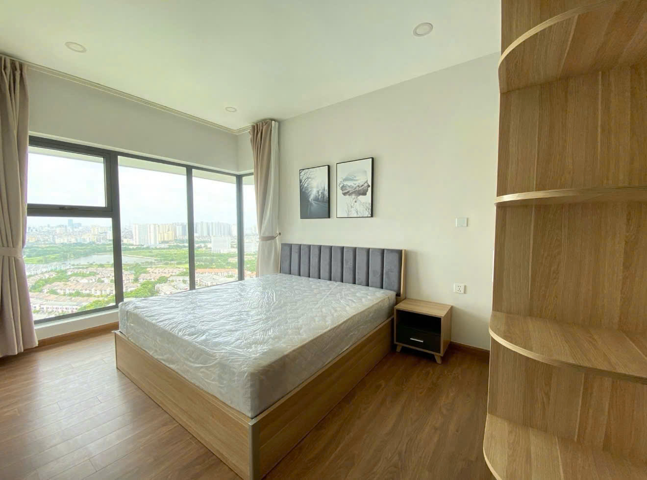 Siêu hot! Cho thuê căn hộ cao cấp The Zen Gamuda hướng Đông Nam, tại phường Yên Sở, quận Hoàng Mai, Hà Nội giá chỉ 9 triệu 500k / tháng