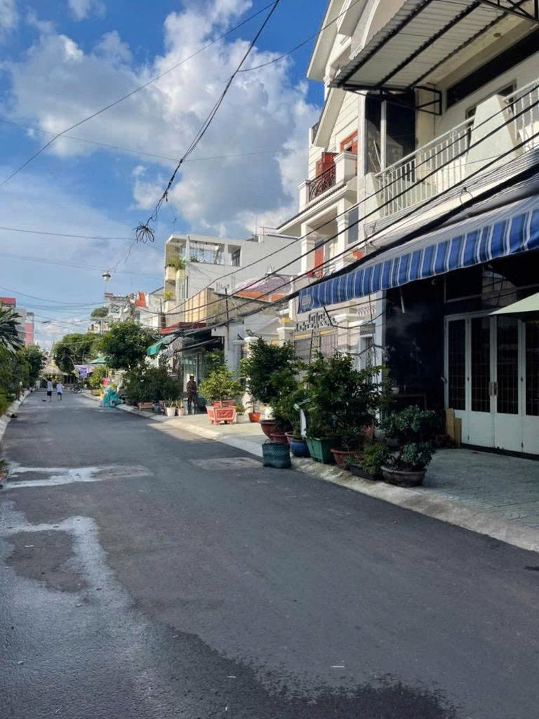 NHÀ CŨ TIỆN XÂY MỚI – TT GÒ VẤP – HẺM 6M - 103M2 (4,2x24) - SỔ A4 - 7,3 TỶ TL