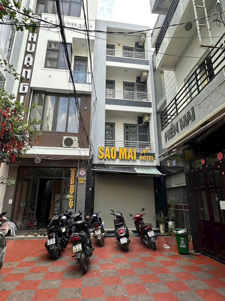 BÁN NHÀ HẺM 1 TRỆT 3 LẦU  – KHU PHỐ TÂY
Diện tích: 89,28 m2 Giá bán : 11 tỷ