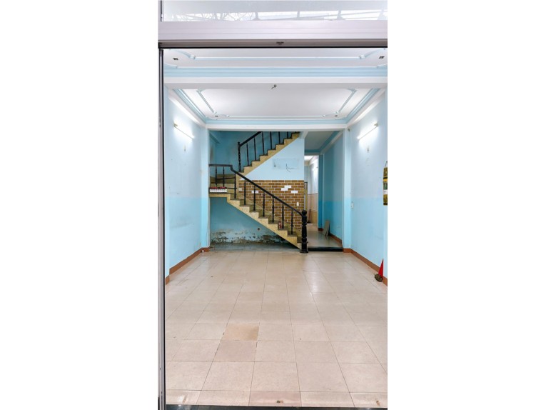 Bán nhà 2 tầng đường CAO XUÂN HUY- gần Phan Đăng Lưu. Dt 74m2 giá 8ty5 LH 0942992361