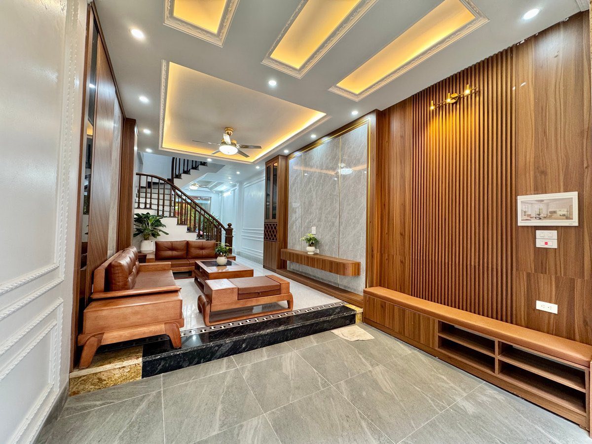 PHỐ HOÀNG NHƯ TIẾP. NHÀ DÂN XÂY 51M2 5T DÂN XÂY, NGÕ THÔNG 5PN - 13.X TỶ