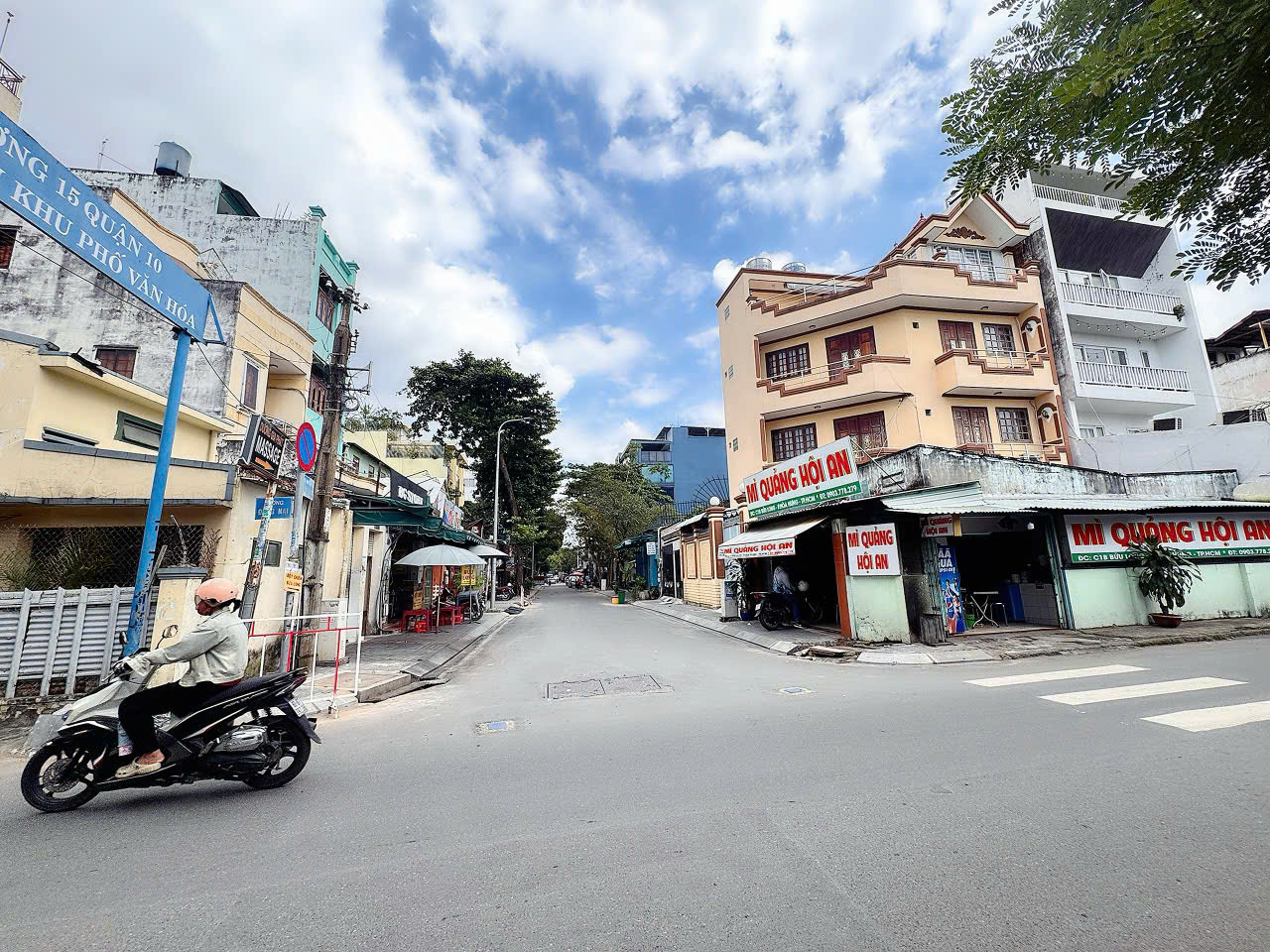 BÁN BIỆT THỰ CỔ ĐIỂN Đ.ĐỒNG NAI, QUẬN 10 - DỰ ÁN MỞ ĐƯỜNG NHÀ RA MẶT TIỀN Đ.BẮC HẢI - GIÁ TRỊ TĂNG CAO - NGANG HIẾM 18M*13M - CHỦ LÀ NGHỆ SỸ ĐẠO DIỄN NỔI TIẾNG