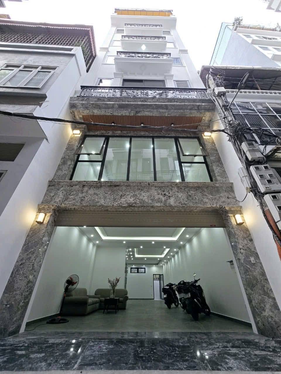 TOÀ VĂN PHÒNG KẾT HỢP NHÀ Ở ĐỈNH CAO CẦU GIẤY - GARA 2 Ô TÔ - 10M RA PHỐ - KINH DOANH - NGÕ THÔNG - PHÂN LÔ VIP - KHU HIẾM NHÀ BÁN