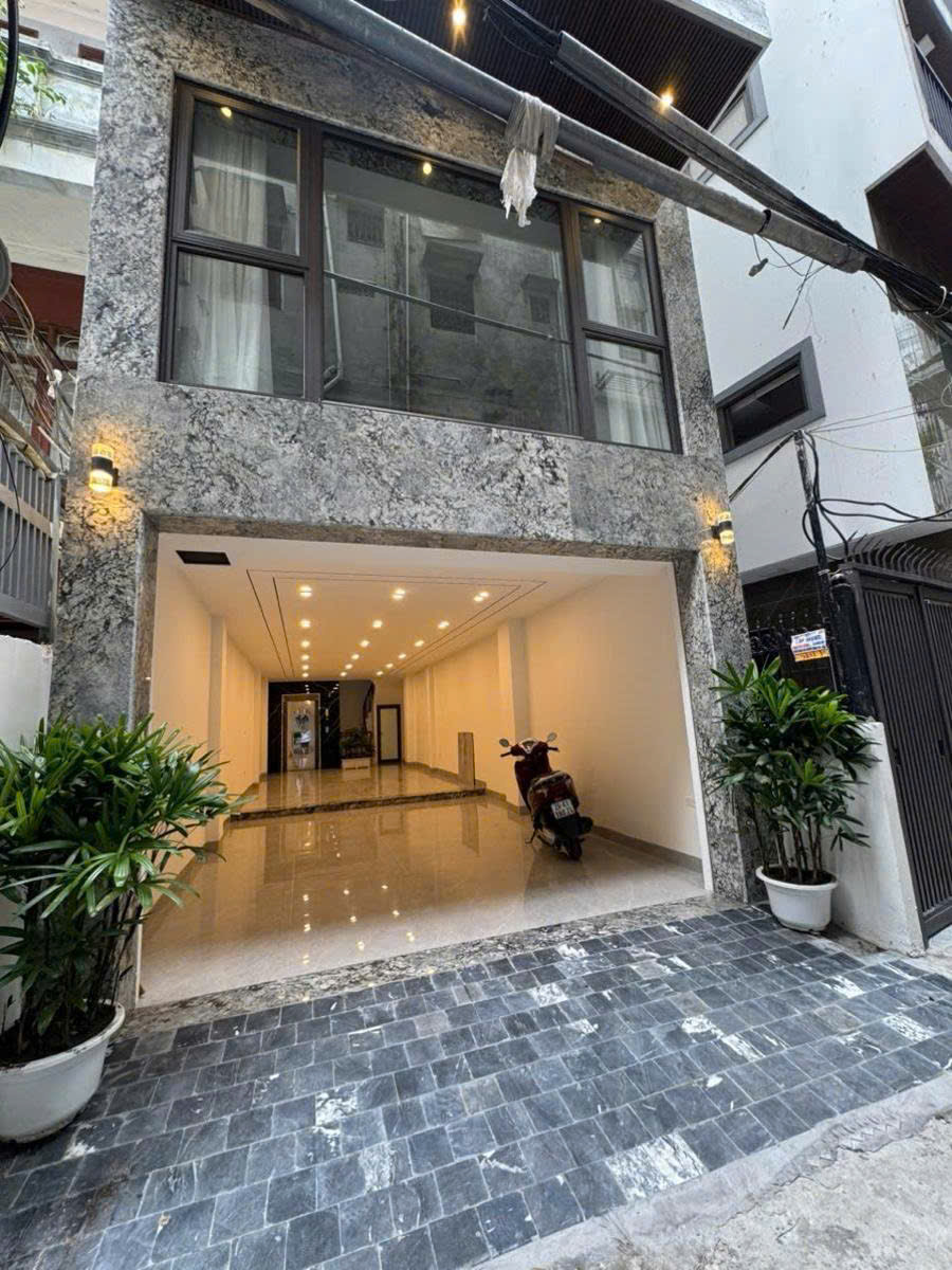 Bán nhà Nguyễn Văn Cừ 78m 7 tầng MT4.5m phân lô ô tô nhỉnh 20 tỷ
