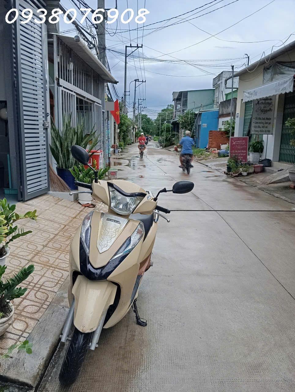 BÁN NHÀ MẶT TIỀN ĐƯỜNG SỐ, TRỤC NGUYỄN VĂN TĂNG – SAU UBND LONG THẠNH MỸ