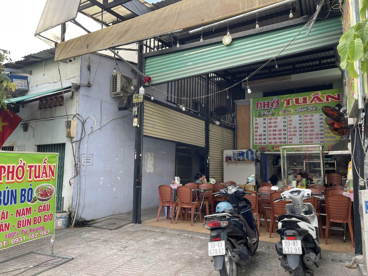 Tân Phú ! CHỐT NHANH ! SANG RẺ QUÁN PHỞ CHỈ 49tr , sân rộng 8m ( 10 bàn ) , Lề đường 4m, Tel : 0931782983 ( Chính chủ )