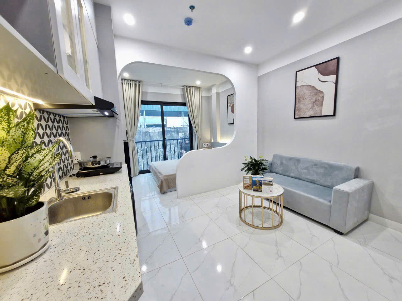 Bán nhà Bồ Đề quận Long Biên mới xây được 6 tháng đầy đủ nội thất