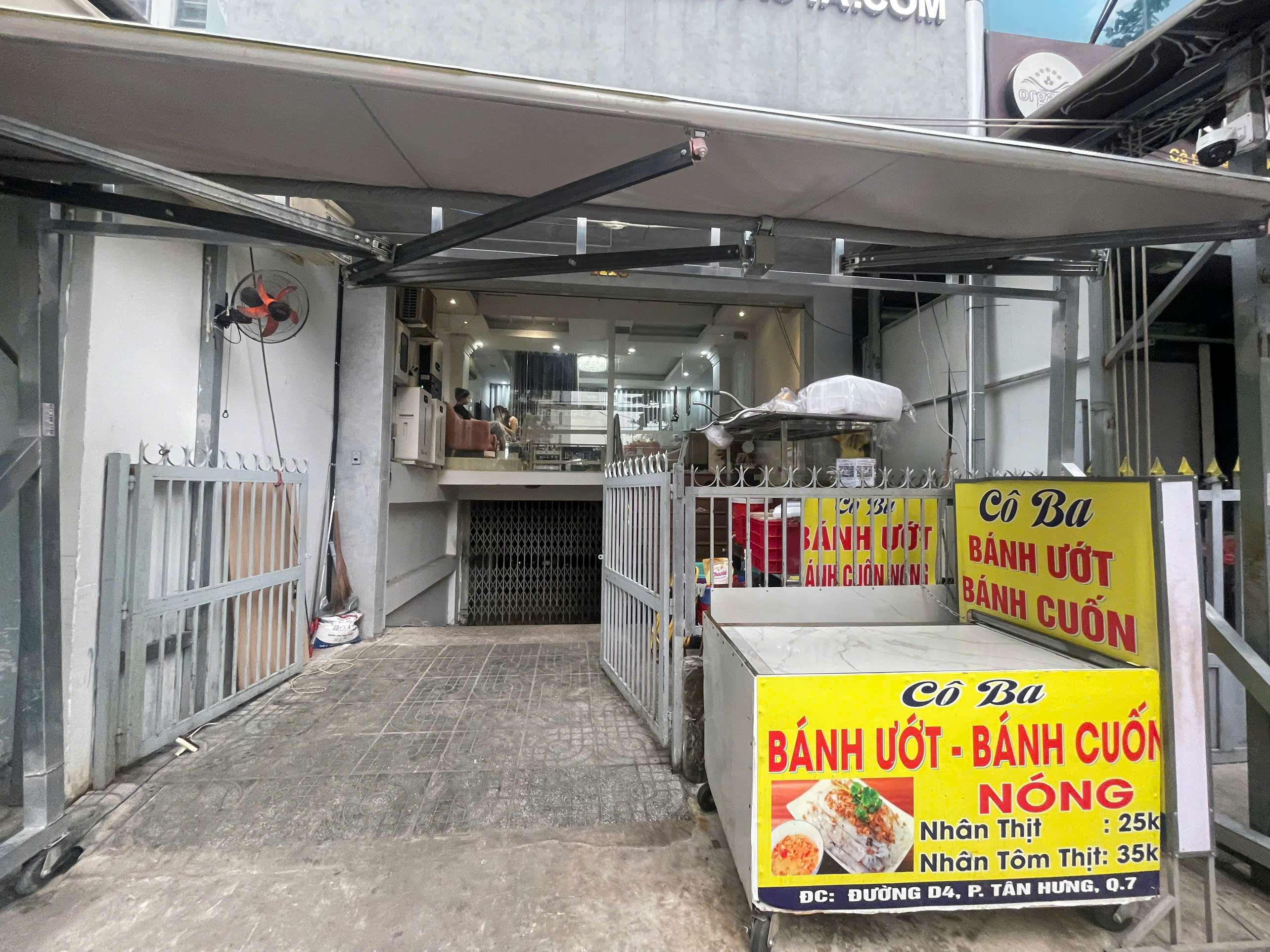 Quận 7 ! CHỐT NHANH , CHO THUÊ MB VỈA HÈ 50 m2 ( 5m x 10m ) BAO ĐẸP , ĐỐI DIỆN CC CAO CẤP HIM LAM, Tel : 0902956655 ( chính chủ )