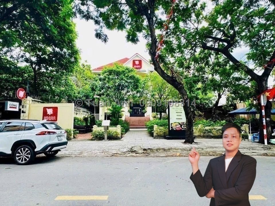 Bán Siêu Phẩm VILLA mặt tiền Xuân Thủy, Thảo Điền, Q.2. DT: 897m2, Sổ Đỏ. Giá: 405 tỷ. LH: 0909108814