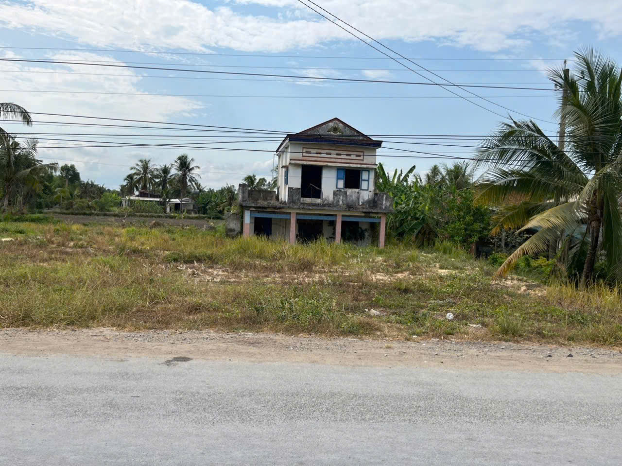 Bán lô đất ngang 32 × 86 tổng DT 2750m², có 1300m² thổ cư,Tây ninh.