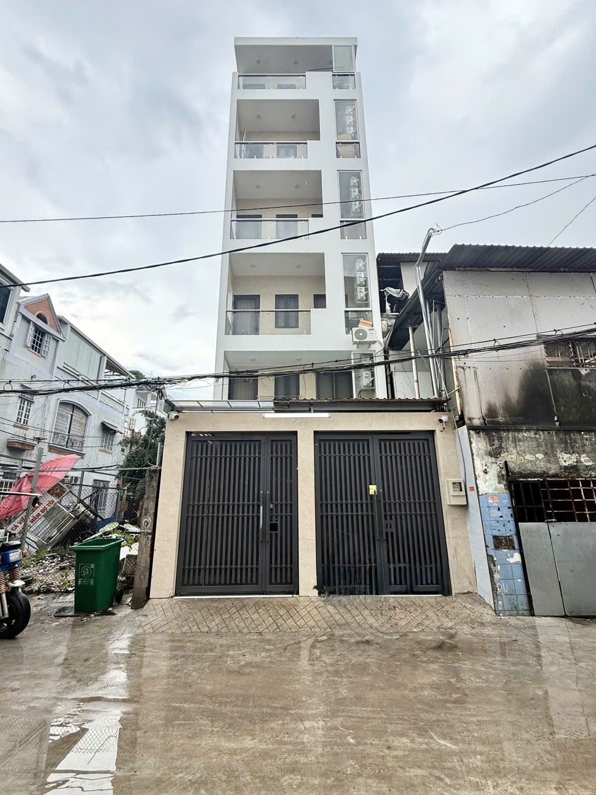 DT 1.5 TỶ - HXH 8 M - CHDV - DƯƠNG QUẢNG HÀM - 7 TẦNG - HẦM + THANG MÁY - 12 CHDV SANG - 25.X