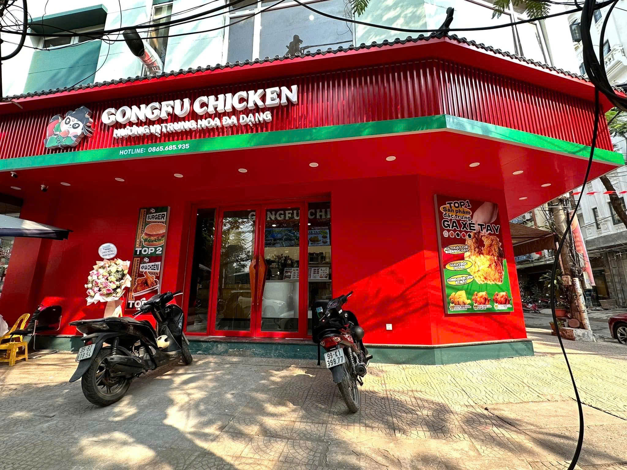 SANG NHƯỢNG TOÀN BỘ CỬA HÀNG GÀ RÁN GONGFU CHICKEN LÔ 2 MẶT TIỀN TẠI HOÀNG MAI, HÀ NỘI