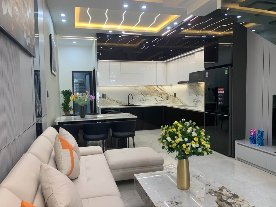 Bán nhà - hxh - Bùi Đình Túy -gần Rạch Xuyên Tâm Tương lai- 50m2 ( 4.2 x10 .5 ) - 1 trệt3 lầu -4 PN - Mới ở ngay -  9.2 tỷ