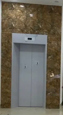 Nhà tôi cho thuê Nhà căn góc, mới, Thái Thịnh; vỉa hè 105m2* 4T- 28 Tr