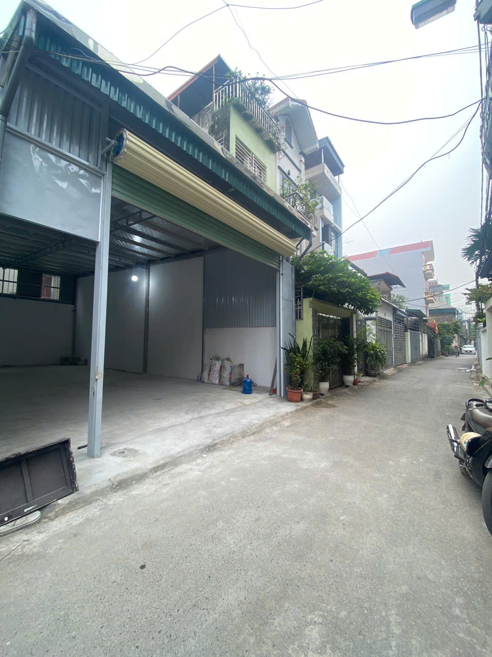 CHO THUÊ KHO LONG BIÊN – 120M² – XE TẢI VÀO TẬN NƠI