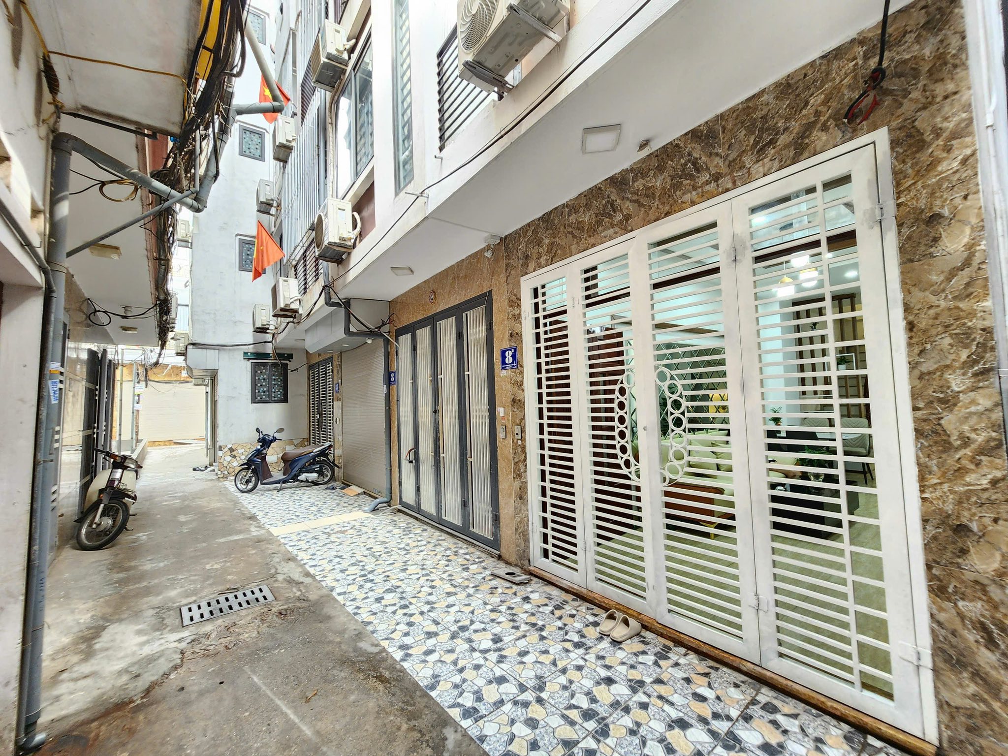Bán nhà Giáp Nhị  oto gần nhà đẹp 36m2 4 T 3,2 MT giá chị 7,65 Tỷ