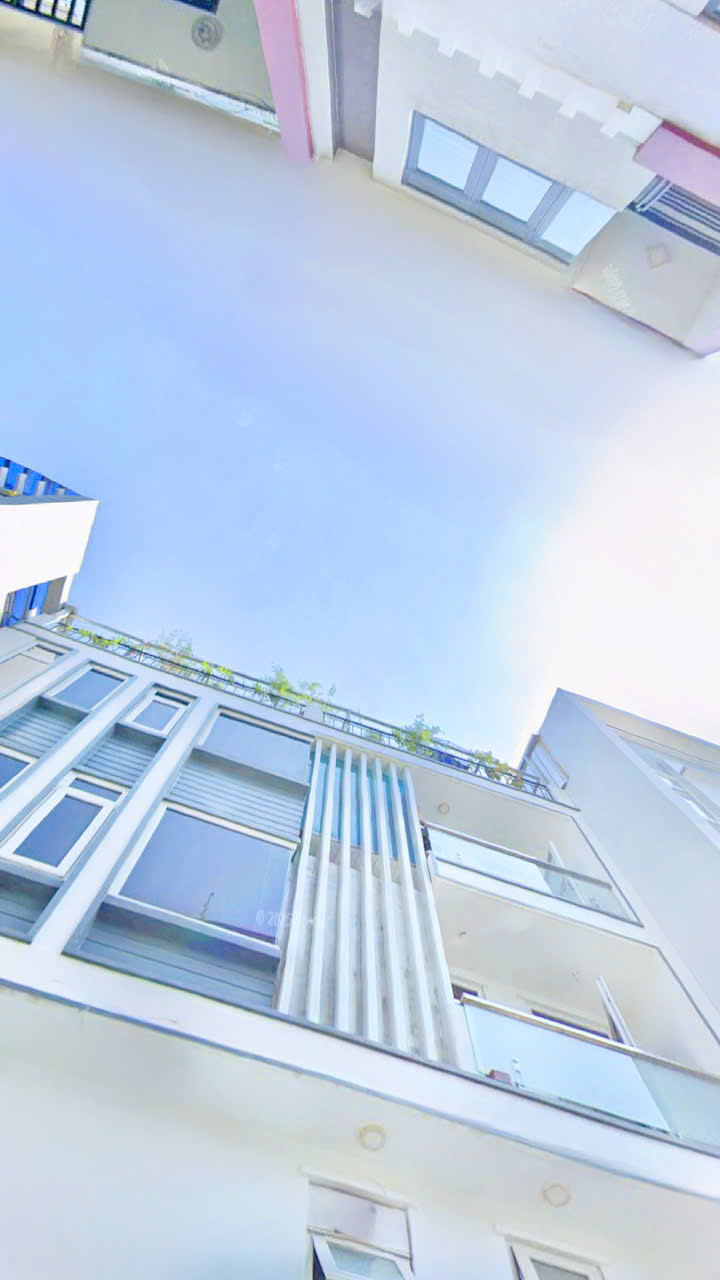 BÁN NHÀ Q10- HẺM XE TẢI THÀNH THÁI- NGANG 8M- CAO 5 TẦNG THU NHẬP 3.6 TỶ/5NĂM. Mr Vũ: 0933 910 039