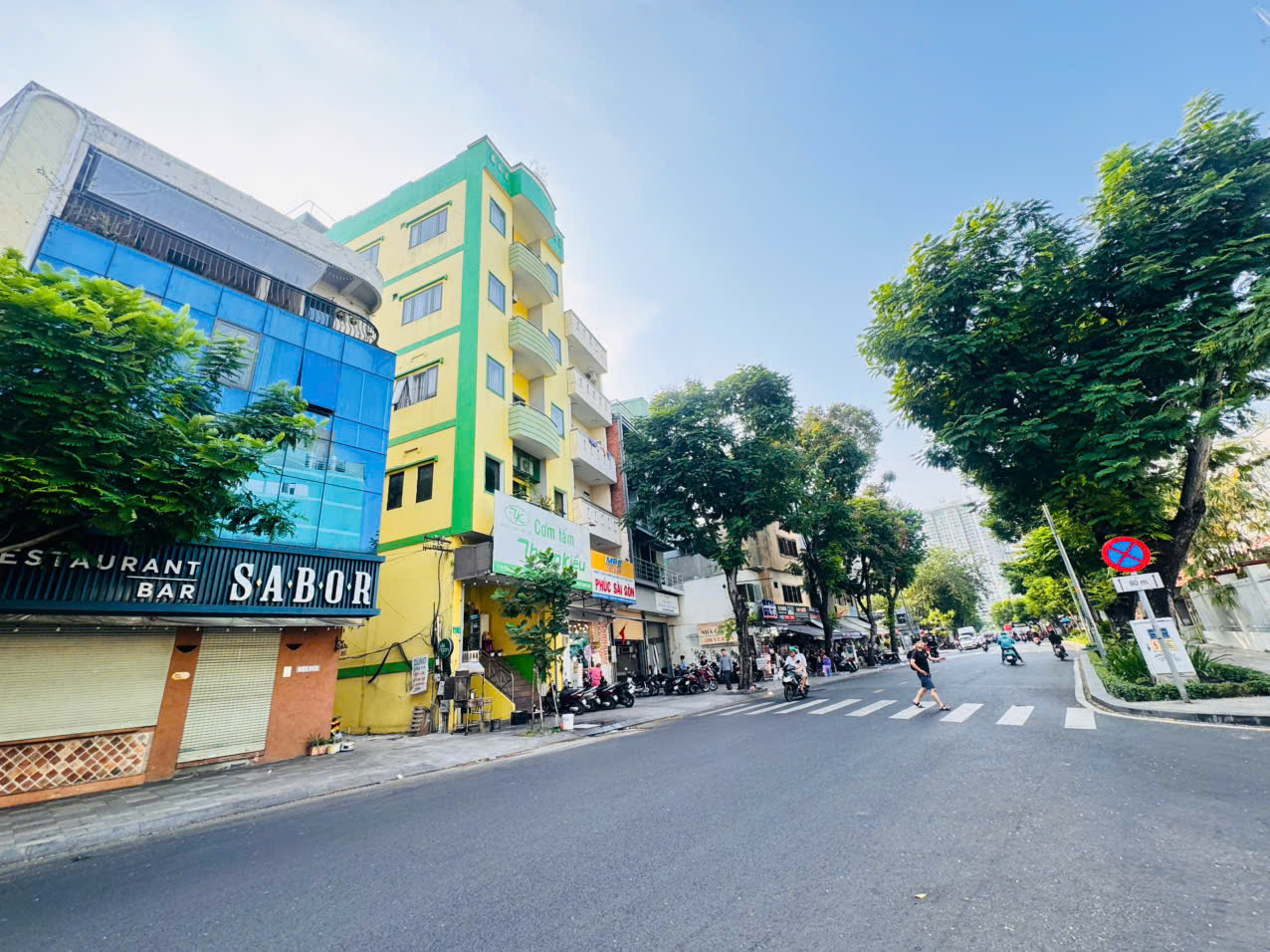SIÊU PHẨM KHAN HIẾM NGANG LỚN 15M*21M- BÁN NHÀ MẶT TIỀN YERSIN, P.NGUYỄN THÁI BÌNH, QUẬN 1- CHO THUE QUÁN BAR 90TR/TH- CĂN GÓC 2MT ĐẸP- 0938676685 GIANG GIANG CHÍNH CHỦ XEM NHÀ