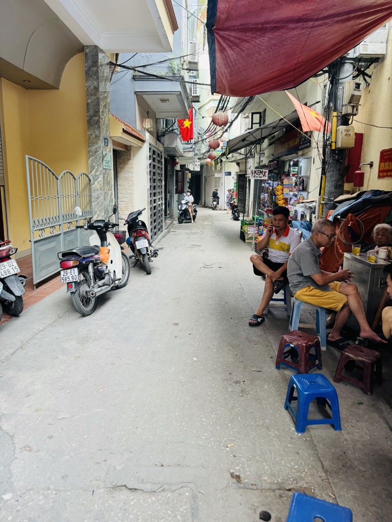 Lệnh Cư, phong cách cổ điển thoáng rộng, yên tĩnh, đậm chất Hà Nội xưa