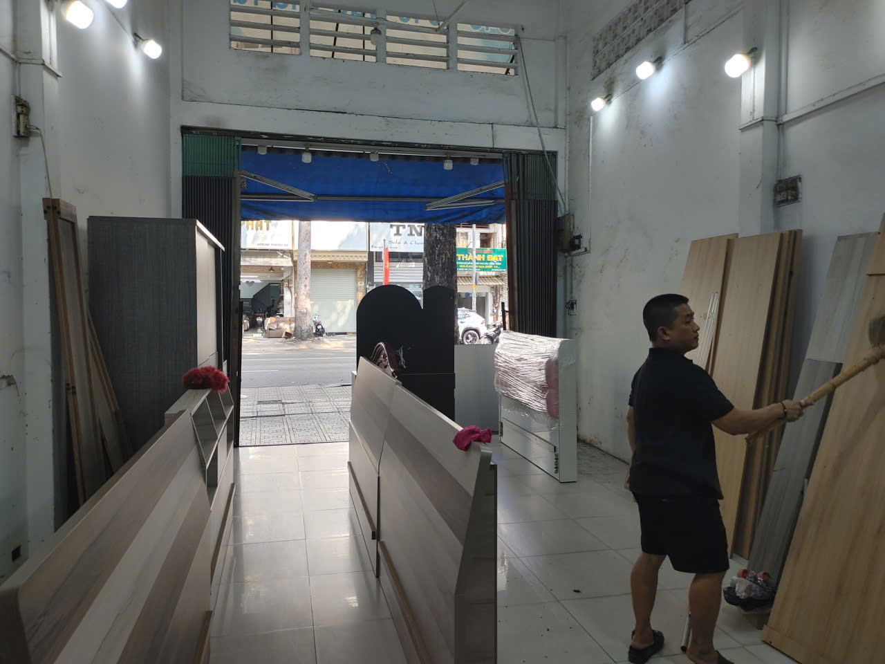 Cho thuê mặt tiền kinh doanh đường Ngô Gia Tự, Quận 10 – vị trí đẹp, đông khách