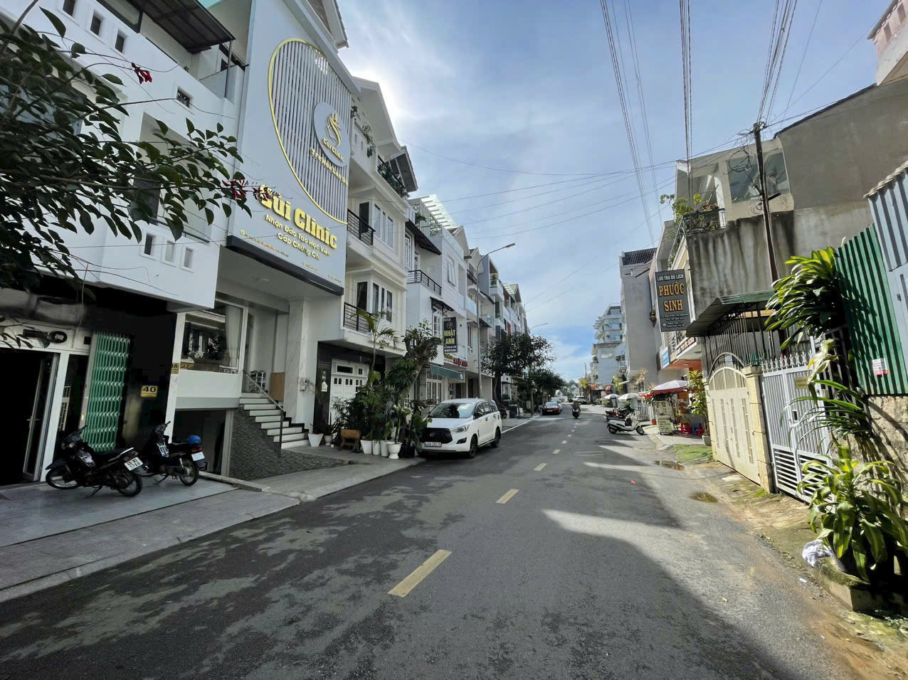 Cho thuê nhà 6 phòng ngủ mặt tiền Nguyễn Thị Nghĩa P2 - Đà Lạt - giá 25tr
