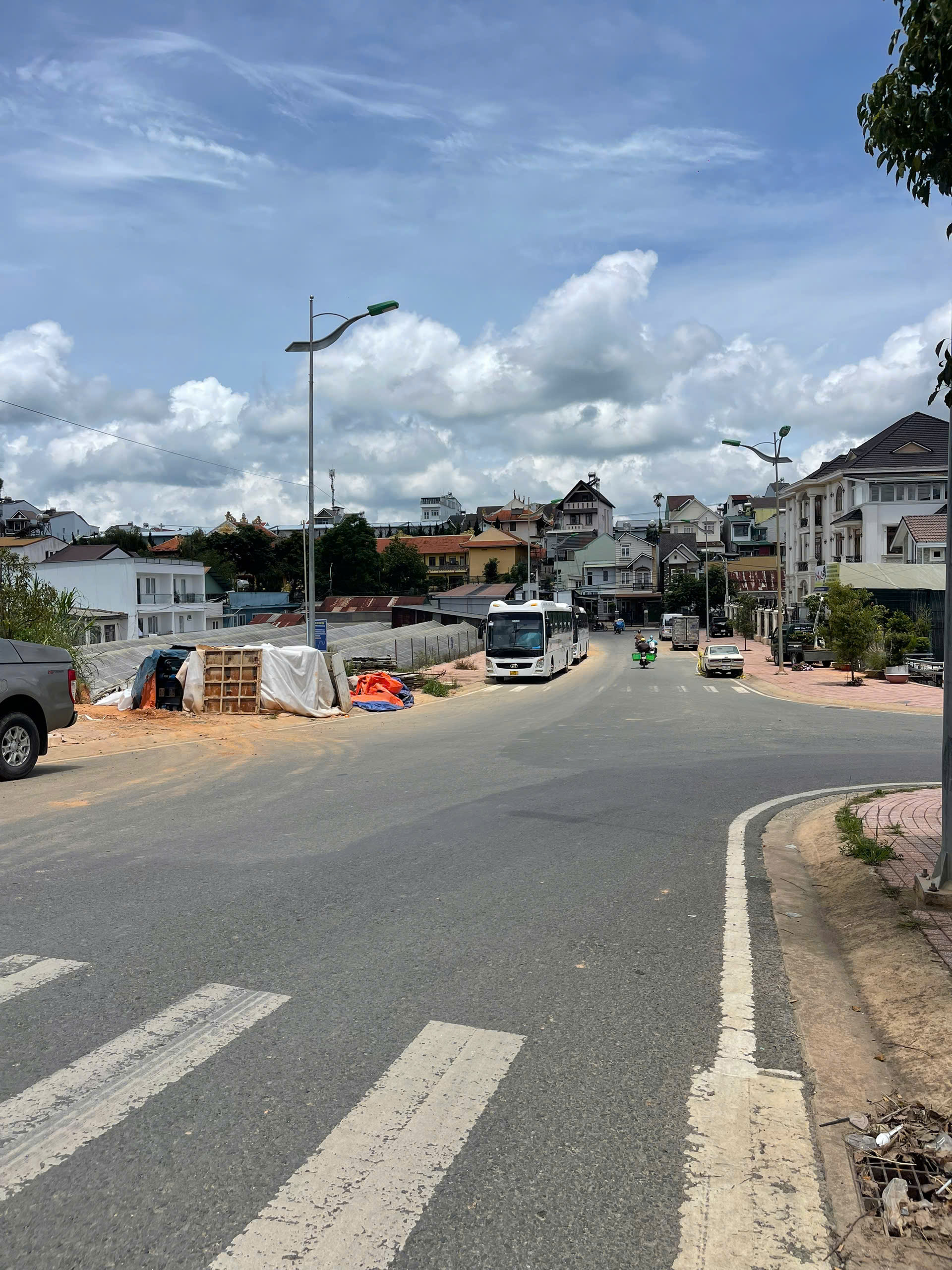 BÁN ĐẤT BIỆT THỰ ĐẸP NGAY TRUNG TÂM VĂN HÓA THỂ THAO ĐÀ LẠT