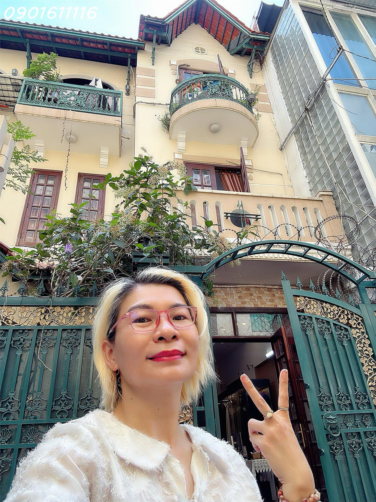 BÁN BIỆT THỰ KIẾN TRÚC KIỂU PHÁP - MẶT TIỀN HẺM XE HƠI Đ. ĐẶNG DUNG, P. TÂN ĐỊNH, QUẬN 1