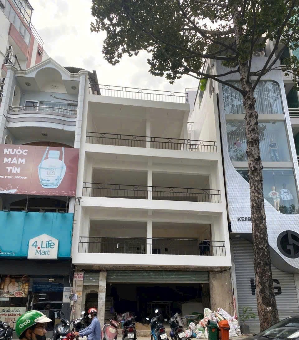 BÁN NHÀ PHỐ MẶT TIỀN TRẦN QUANG KHẢI – P. TÂN ĐỊNH – QUẬN 1