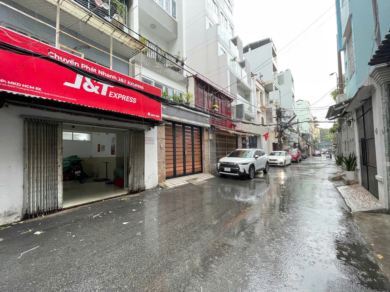 MTKD - LÊ VĂN SỸ -Q3 - ĐƯỜNG 8M - 65M2 - 3 TẦNG - DT 30 TR - KHÔNG QH - 13.X TỶ TL