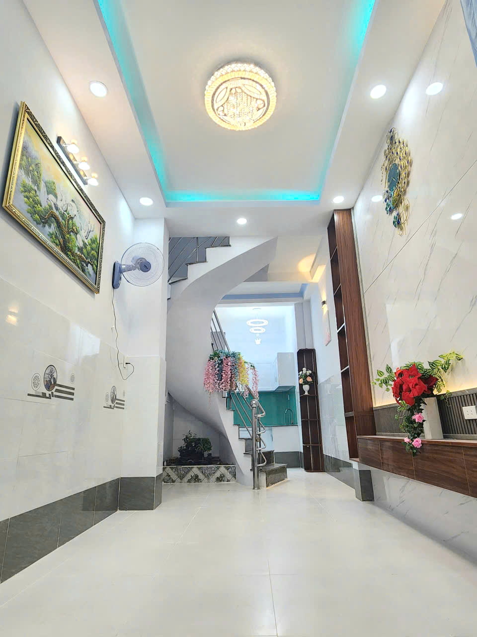 Bán nhà 5 tầng mới xây thiết kế hiện đại Tùng Thiện Vương P13 Q8