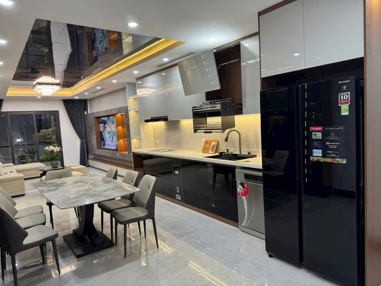 QUÁ ĐẸP, NHÀ PHỐ TRẠM 60M2 7T, GARA 2 Ô TÔ, KINH DOANH DÒNG TIỀN, NHỈNH 22 TỶ