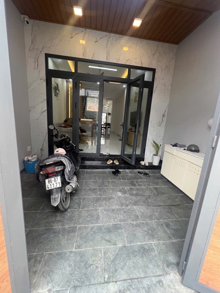 Bán nhà đẹp lung linh đường Dương Cát Lợi, Nhà Bè – Cách Q7 chỉ 1 cây cầu – 4x19m – Giá 3,85