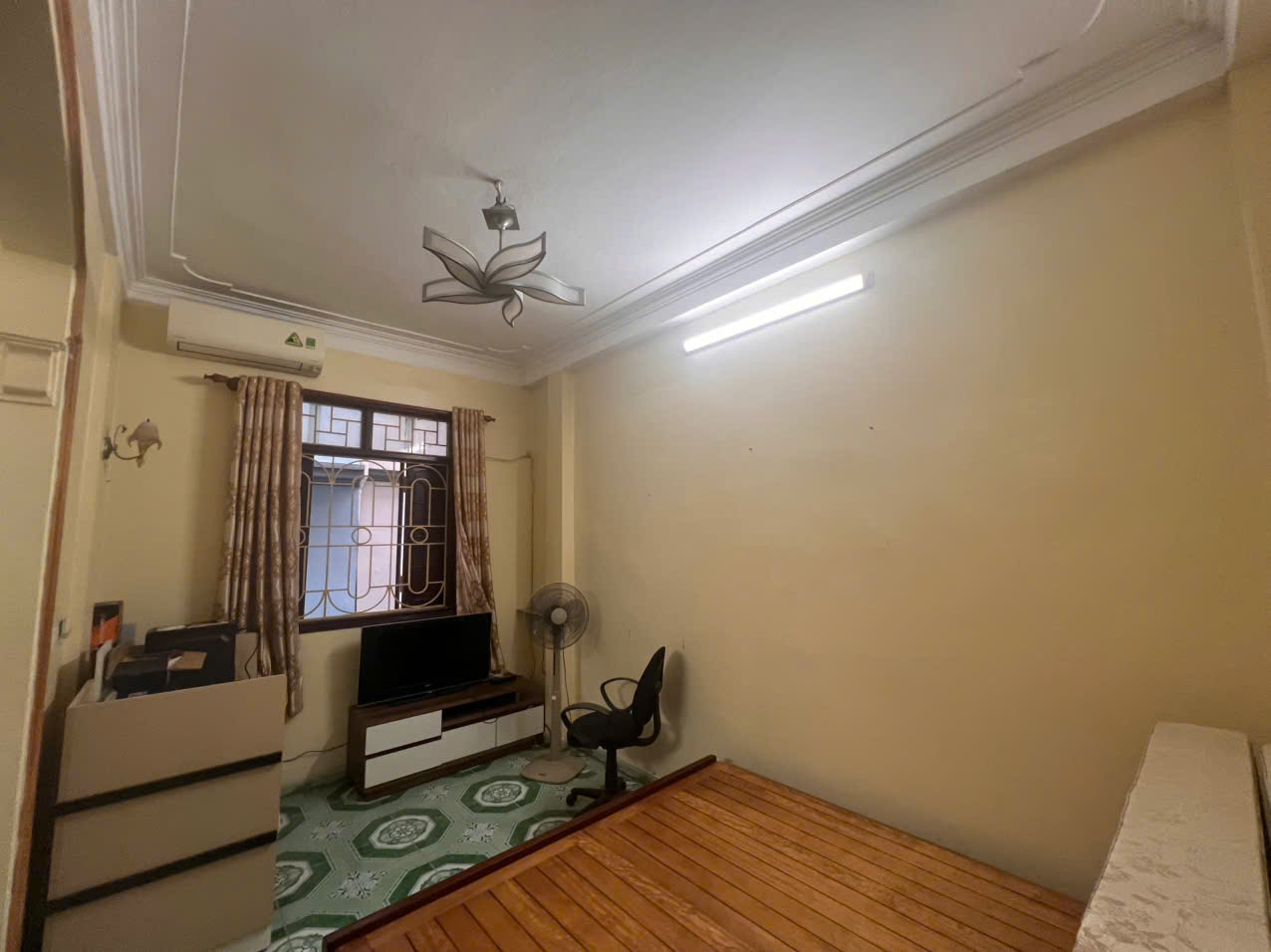 CHÍNH CHỦ CHO THUÊ PHÒNG TRỌ TẦNG 3 TẠI SỐ NHÀ 39, NGÕ 262 NGUYỄN TRÃI, PHƯỜNG THANH XUÂN TRUNG, QUẬN THANH XUÂN, HÀ NỘI