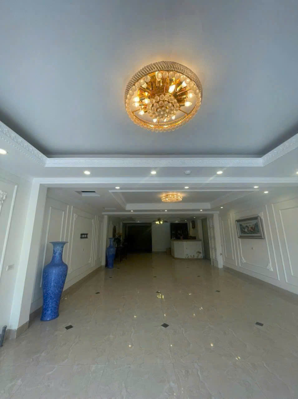 BÁN KHÁCH SẠN 7,5 TẦNG TUYẾN 2 NGÔ GIA TỰ – DÒNG TIỀN 70TR/THÁNG – GIÁ 19 TỶ