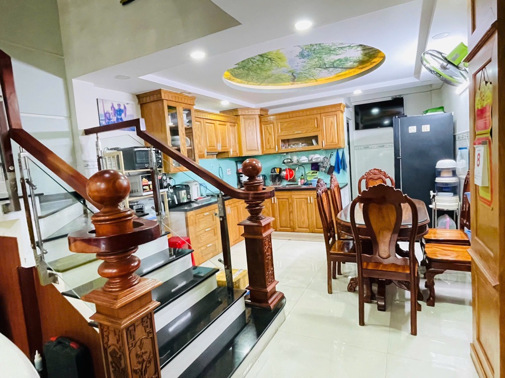 Bán nhà đẹp70m2 Bùi Quang Là, P12, Gò Vấp – 6 tầng, HXH, 5PN, chỉ 6.6 tỷ TL