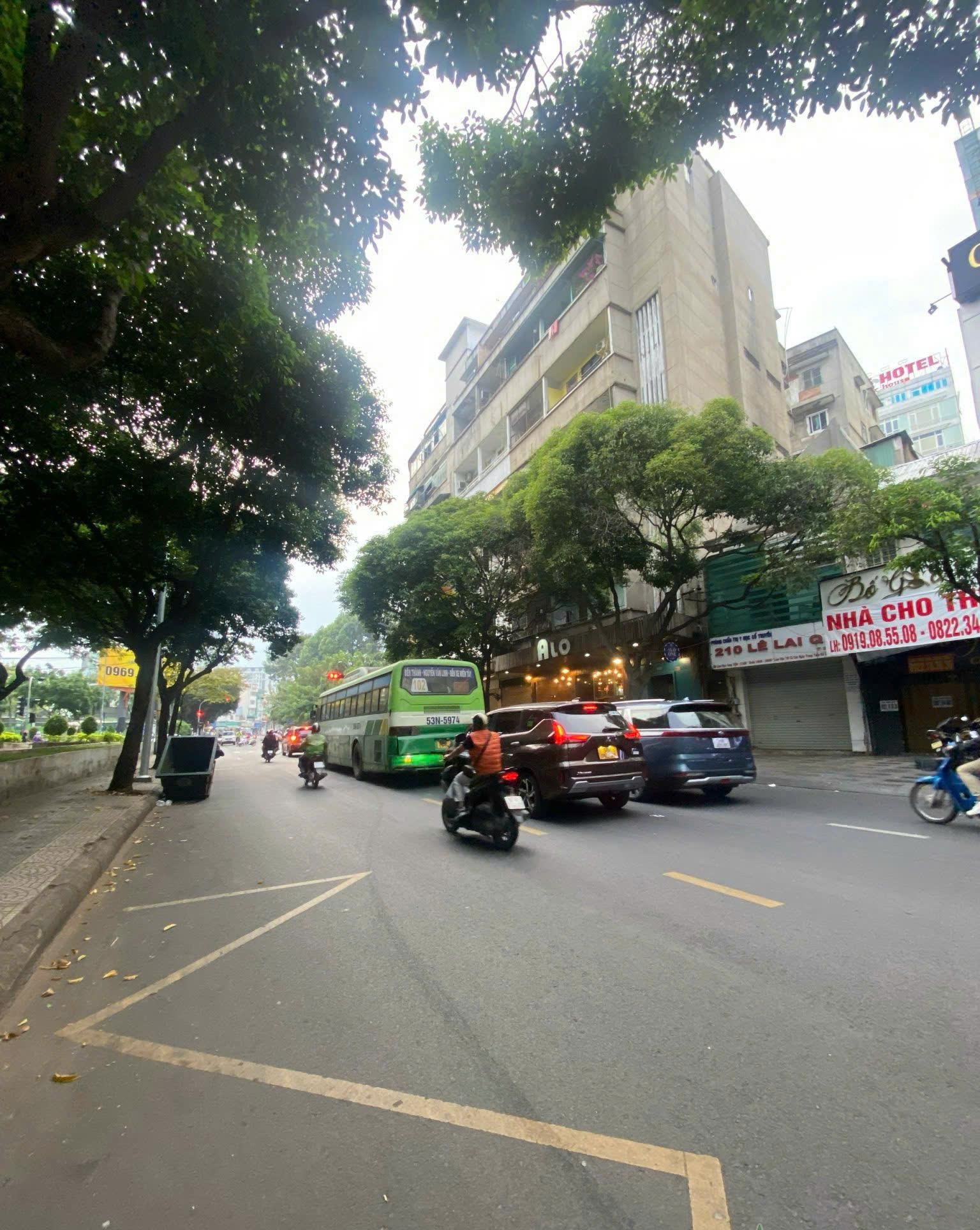 BÁN NHÀ PHỐ MẶT TIỀN LÊ LAI – TRÁI TIM BẾN THÀNH, QUẬN 1