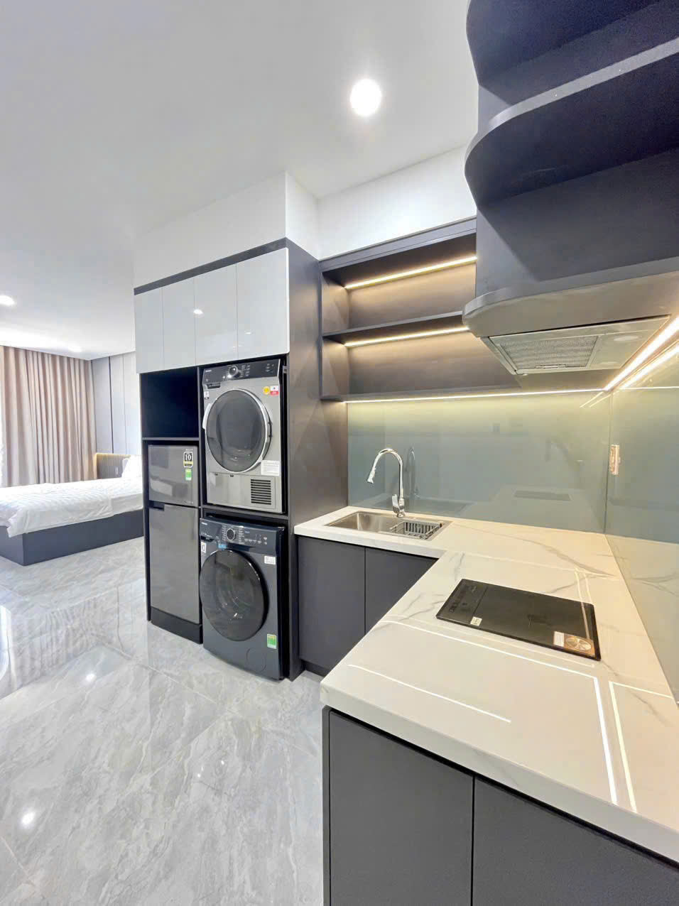 TOÀ CĂN HỘ 8 TẦNG DÒNG TIỀN 70TRIỆU/THÁNG - NGAY GẦN ĐOẠN VÕ VĂN KIỆT VỊ TRÍ CỰC KỲ ĐẸP