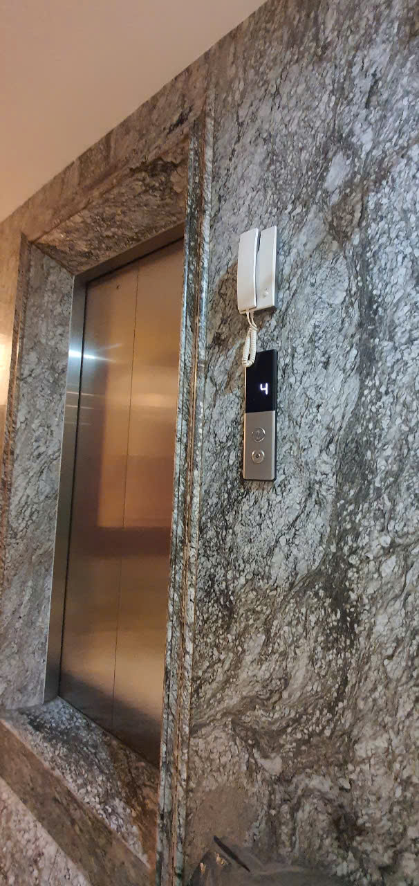 Nhà tôi cho thuê nhà mới, hai cửa đi, Trần Đại Nghĩa, 99m2x 5T vỉa hè 30 Tr