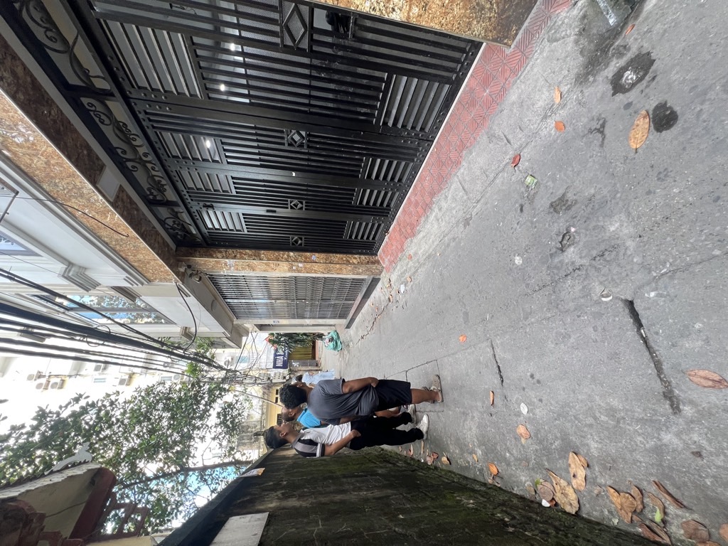 Kim Giang siêu mẫu dòng tiền 6 tầng 9 phòng khép kín, thang máy êm ru, gần mặt phố