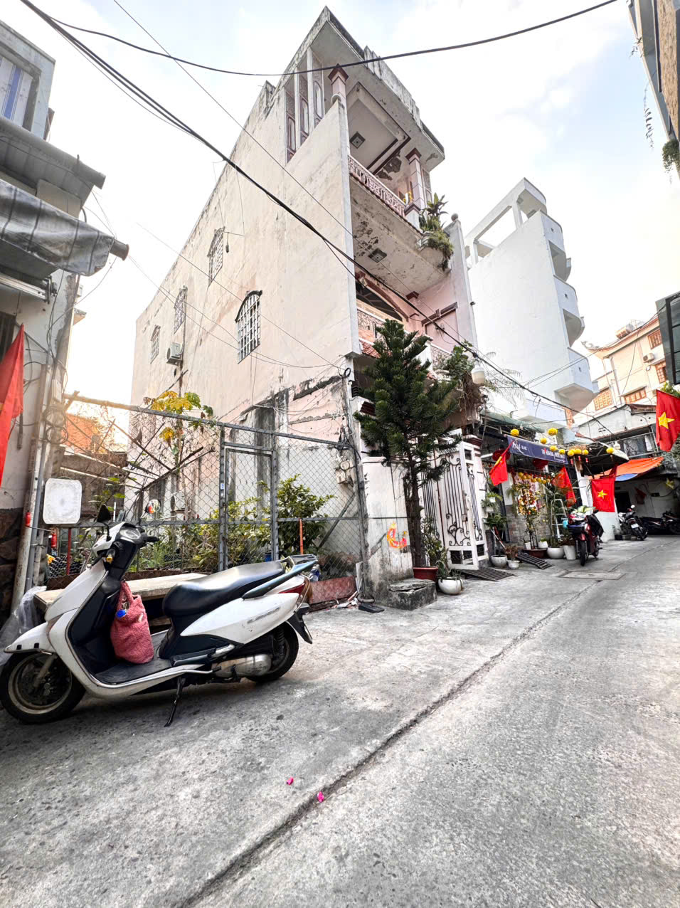 CHÍNH CHỦ BÁN ĐẤT ĐẸP 5M*17M MẶT TIỀN HXH Đ.LÝ CHÍNH THẮNG THÔNG HOÀNG SA, QUẬN 3 - KHU VỰC XD CAO TẦNG - 0938676685 GIANG GIANG