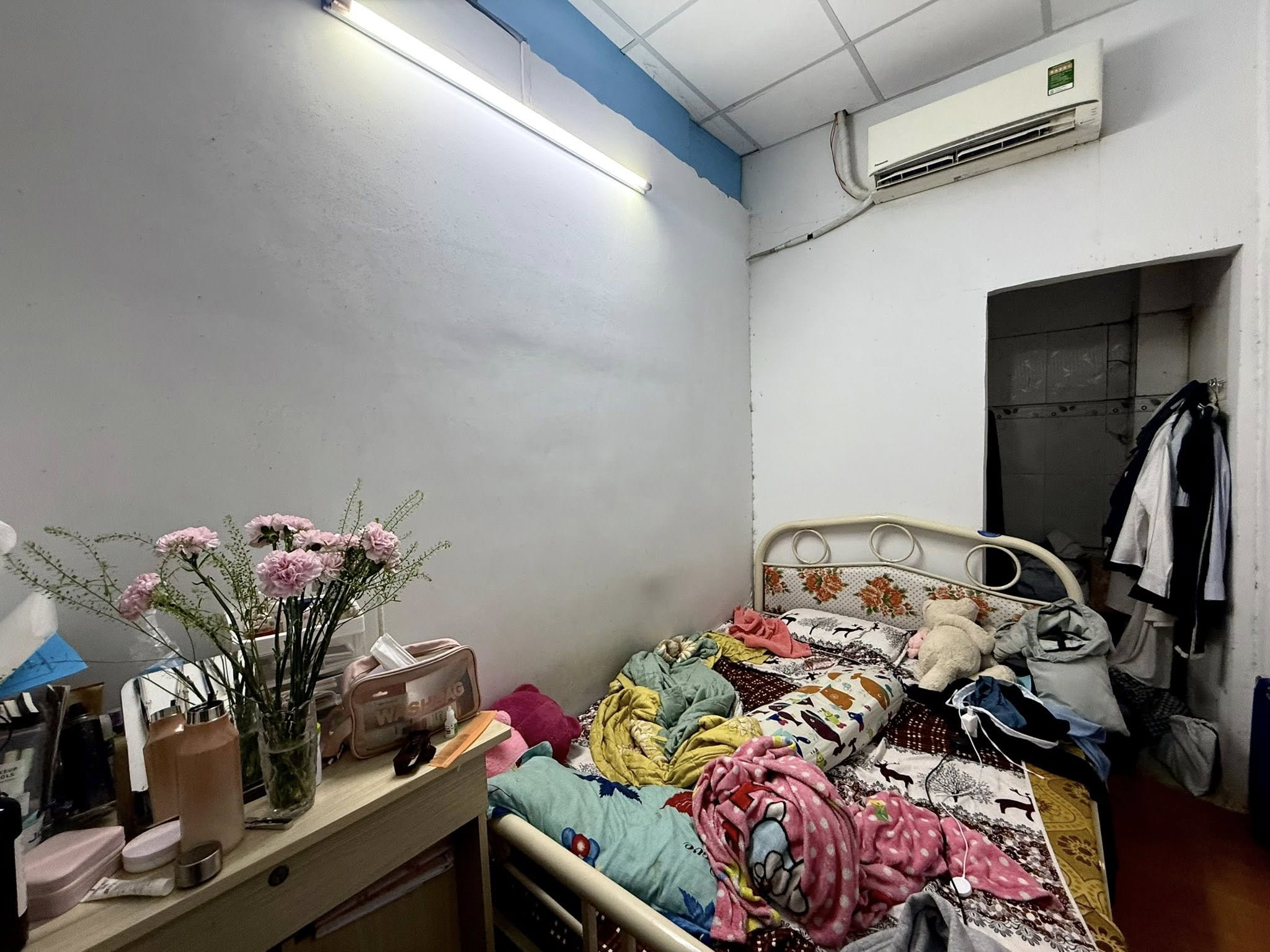 CC GỬI PHAN ĐÌNH PHÙNG - SÁT MT -116M2 ( 4.8X28M ) - 2 TẦNG - TIỆN XÂY MỚI - 8.5 TỶ