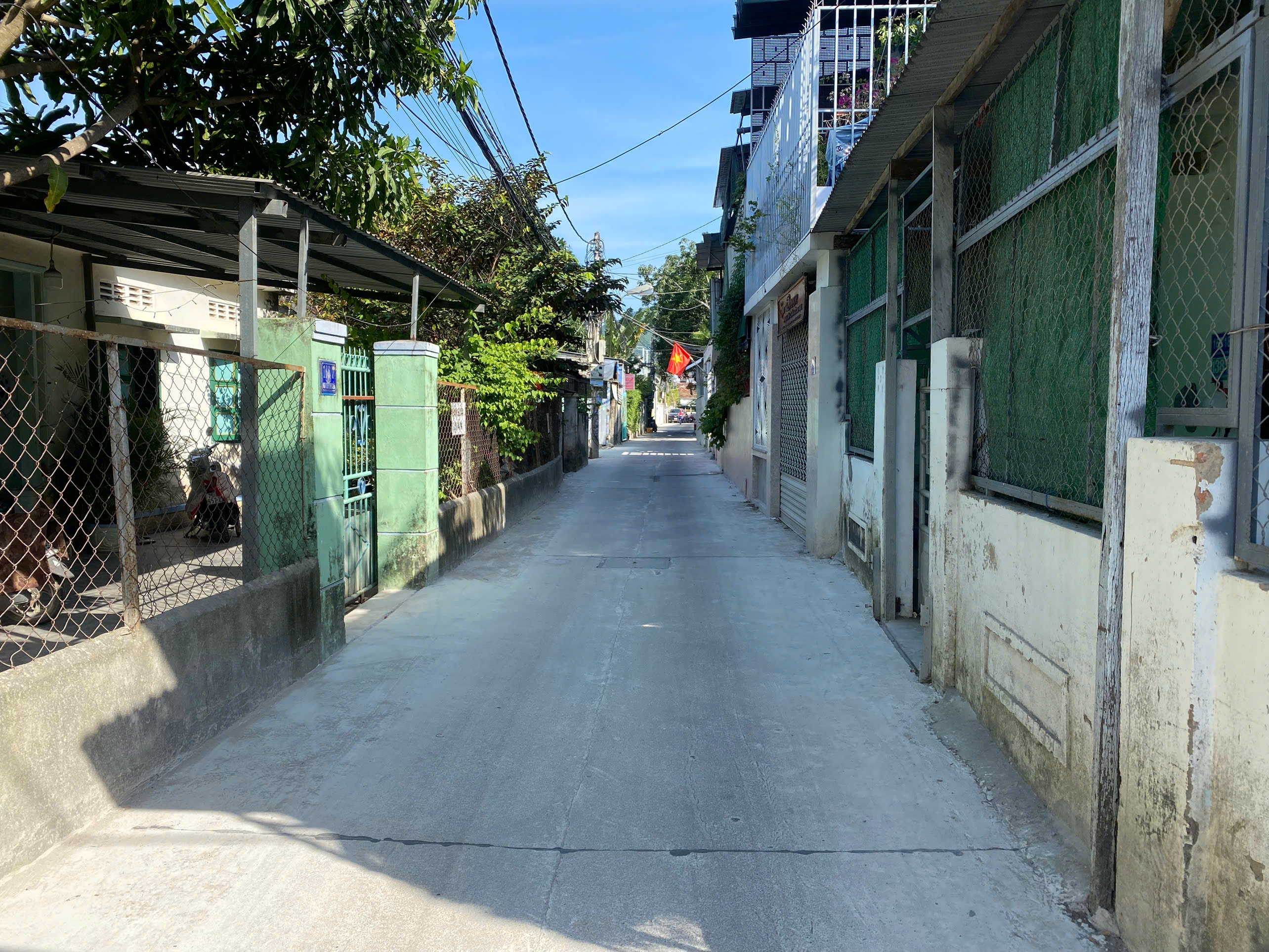 Bán đất tặng 7 phòng trọ Vĩnh Hải – gần biển, dòng tiền 10tr/th, giá 5 tỷ