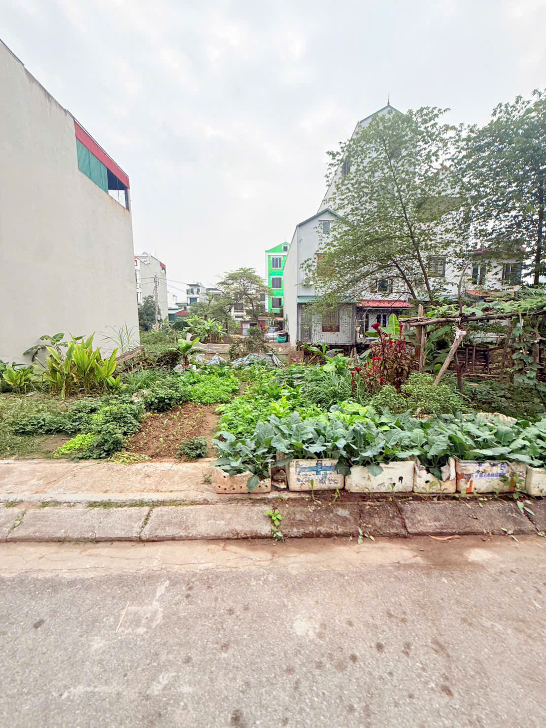 CC bán gấp lô 145m,veiw hồ,Hạ Bằng, Hoà Lạc.Sát ĐHQG, DH FPT,Trục chính,gần Metro.Giá chỉ 3.750tỷ